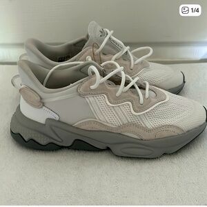 adidas Women's Sneakers - White and Gray